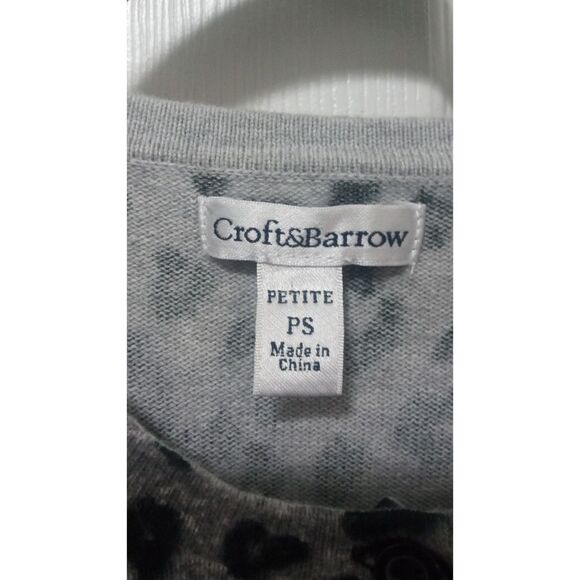 Croft & Barrow Women's Gray Leopard Print Cardigan Petite PS - Picture 4 of 6